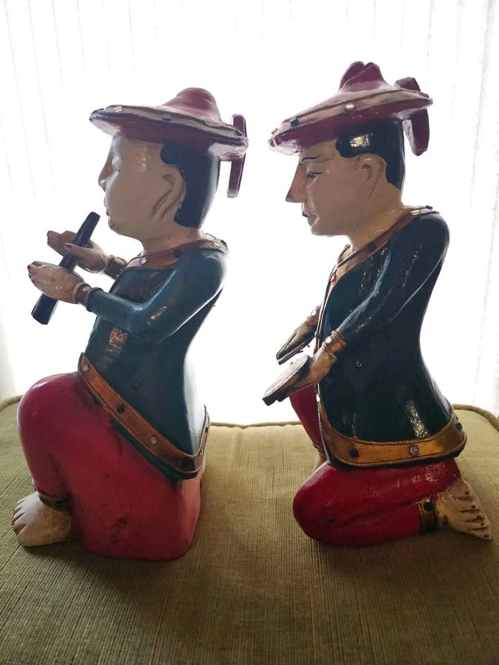 Vintage Thai Wood Carvings of Musicians - photo 2