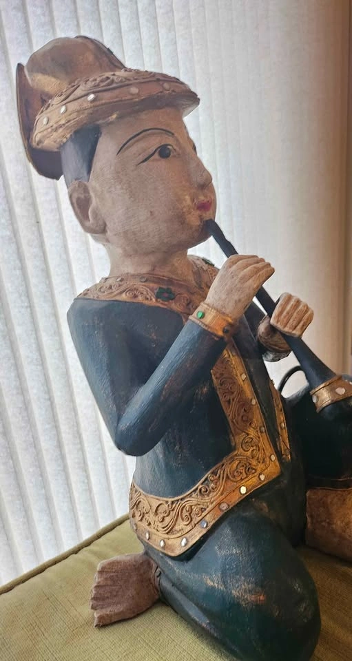 Vintage Burmese or Thai Musician Wooden Figure - photo 2