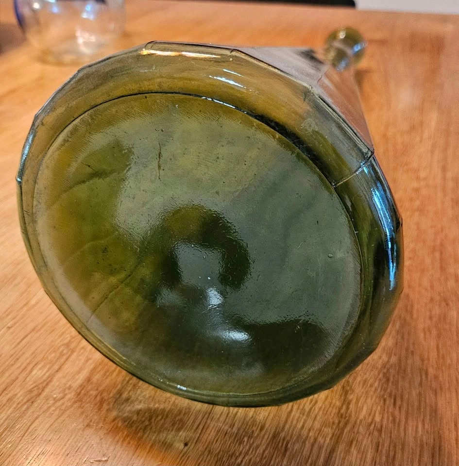 Vintage Genie Bottle Green Panel - photo 3