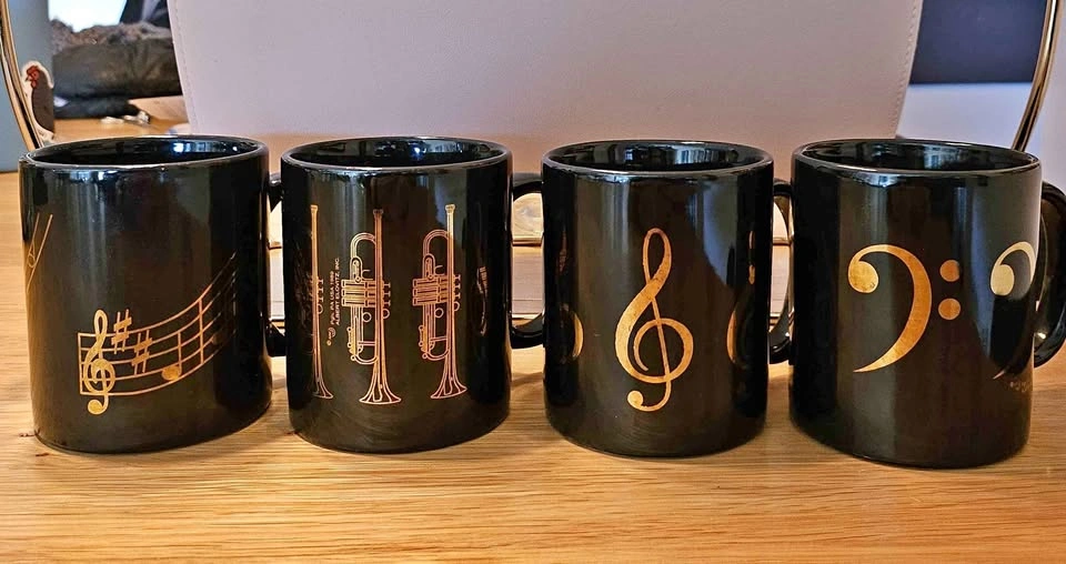 Albert Elovitz 22K Gold Musical Coffee Mugs (Set of 4)