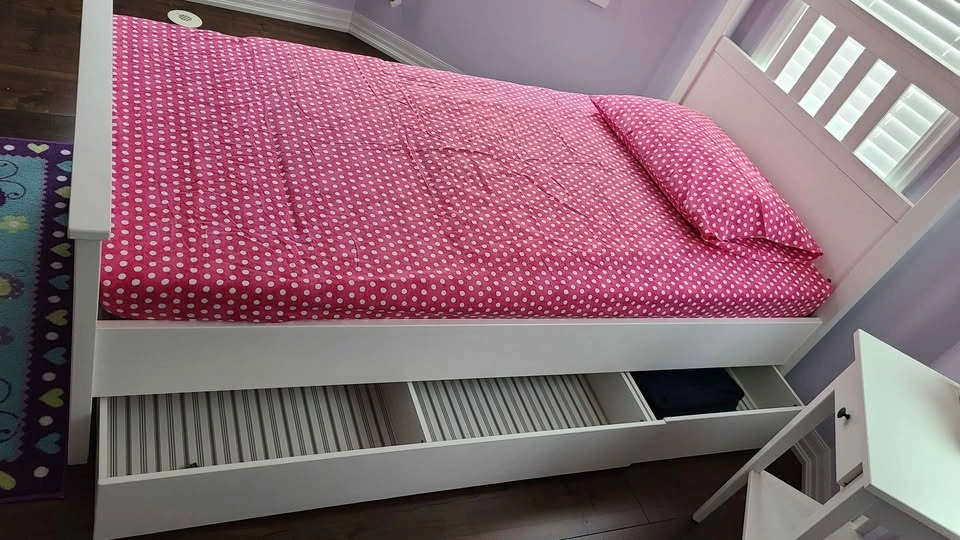 Ikea Hemnes Twin Bed Frame with Storage Drawers - photo 5