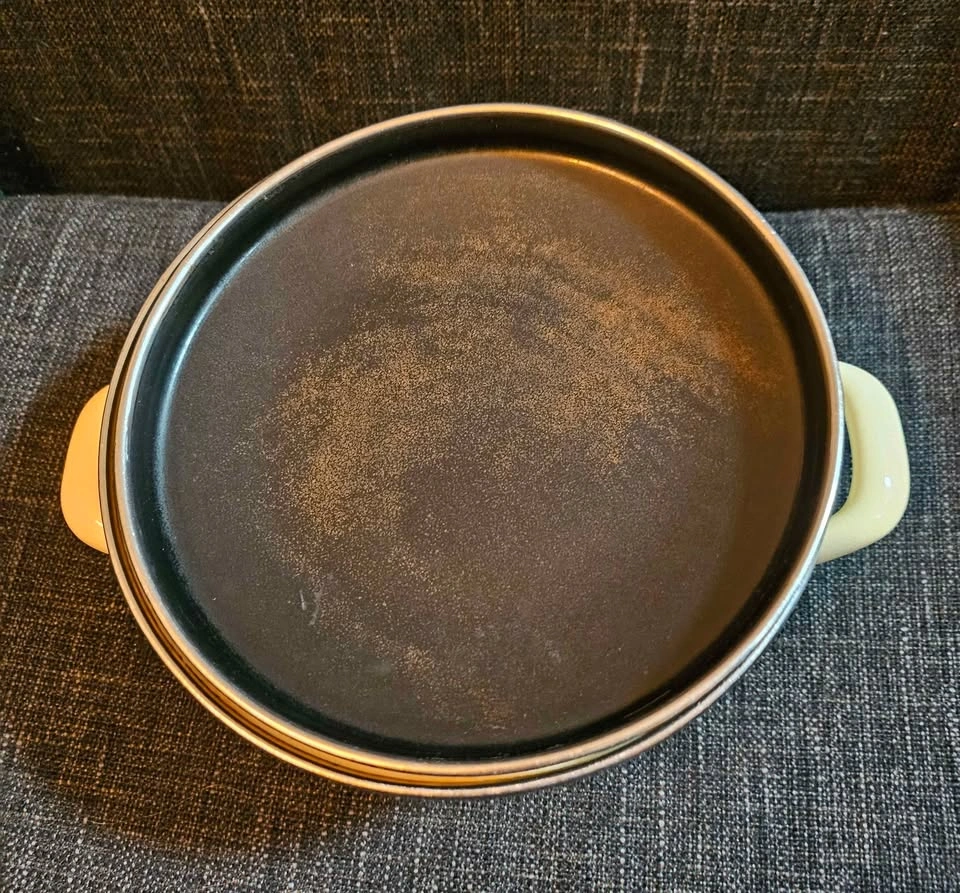 1970's Enamel Cookware - Apple Design Pot - photo 5