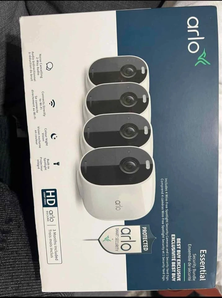 Two Arlo Essential Cameras - photo 2