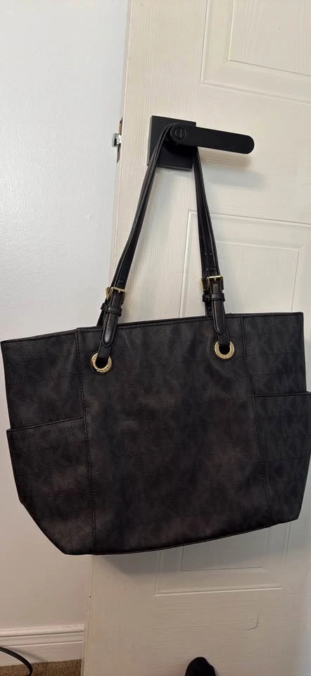 Michael Kors Jet Set Medium Pocket Tote Bag - Black - photo 2