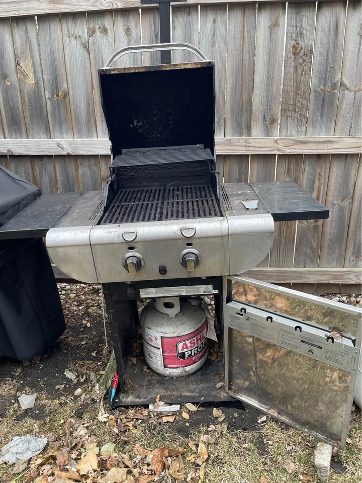 Char-Broil Outdoor Propane Grill - photo 5