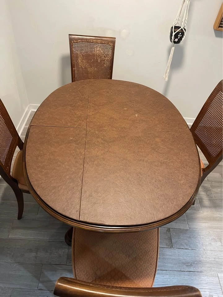 Ethan Allen Extendable Dining Set - photo 4