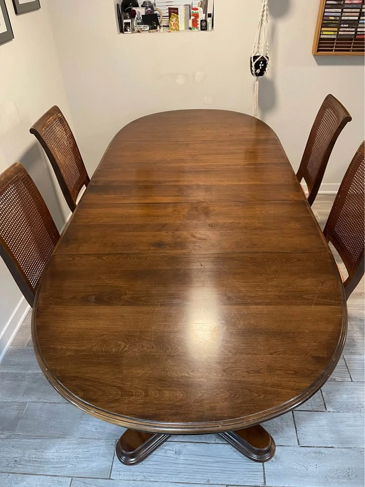Ethan Allen Extendable Dining Set - photo 5