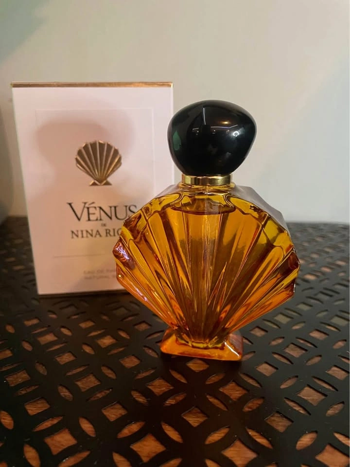 Nina Ricci Vénus Eau de Parfum - 30 mL - photo 2