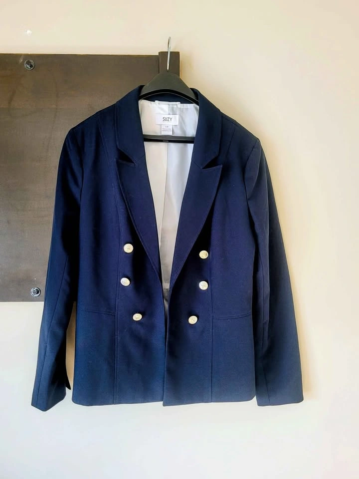 Spring Jackets - Good Condition - Size L - photo 3