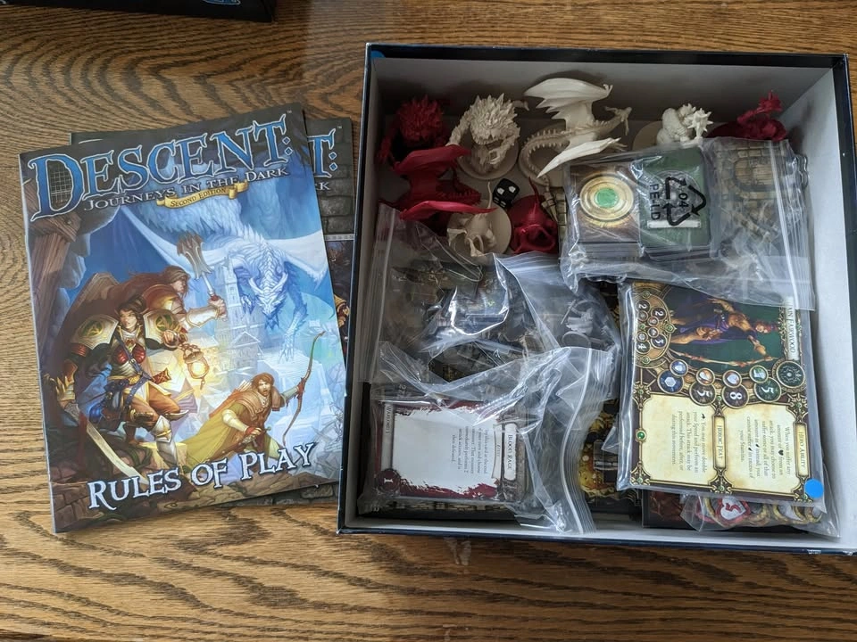 Descent 2nd Edition Board Game - Like New - photo 5