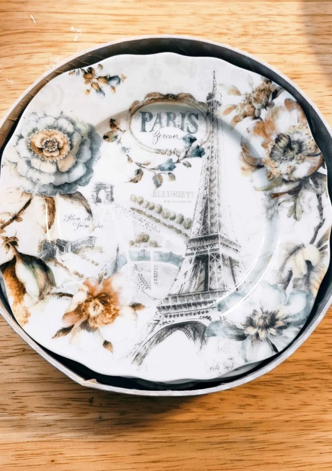 Nostalgie Paris Dessert Plates Set 4 & Coffee Cups Set 2 - photo 2