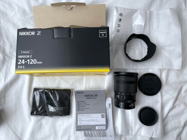 Nikon Nikkor Z 24-120mm f/4 S Lens w/ Box & Hood