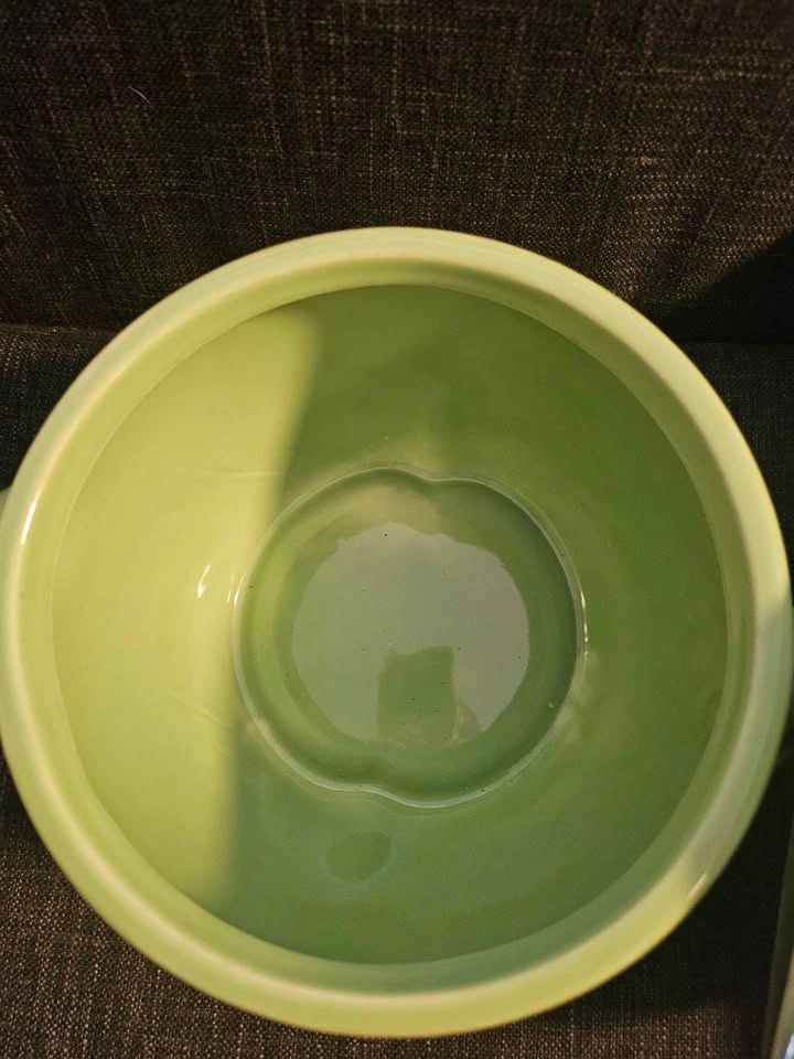 Apple Shaped Countertop Compost Ceramic Container - photo 3