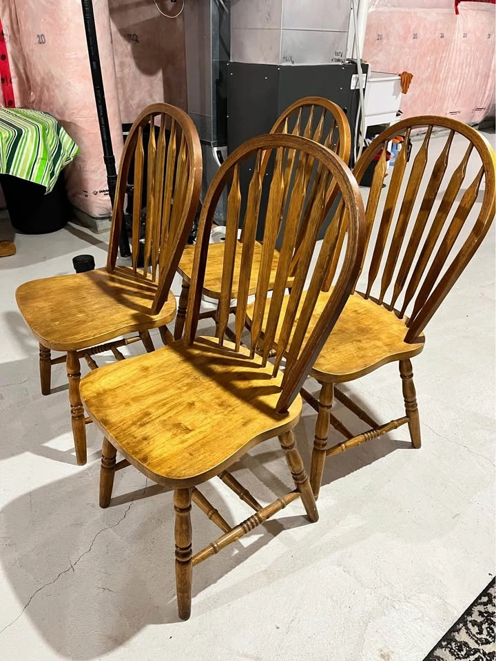 Solid Oak Dining Table with 4 Chairs - photo 2