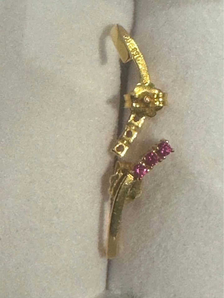 Silver - Gold Tone Earrings with red-Pink Stones - photo 3