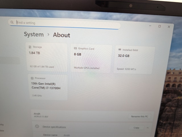 GIGABYTE AORUS 15 BSF Gaming Laptop - RTX 4070, 32GB RAM, 2TB SS - photo 2