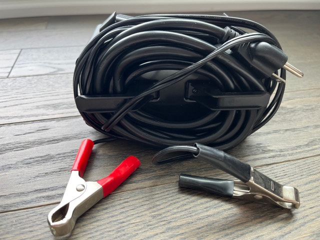 MotoMaster Eliminator Charger - photo 3