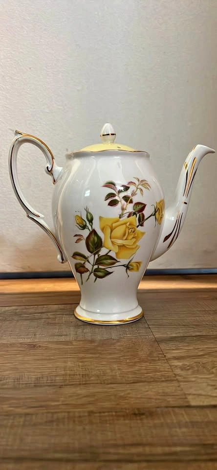 Vintage Royal Standard Sunset Tea Pot