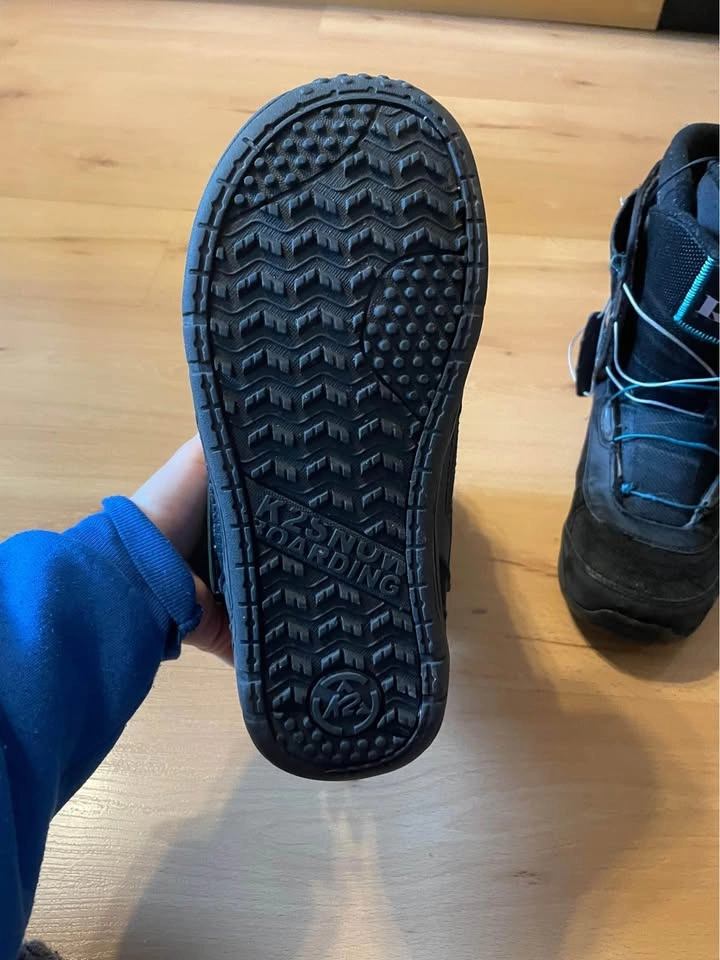 Womens K2 Snowboard Boots Size 7 - photo 2