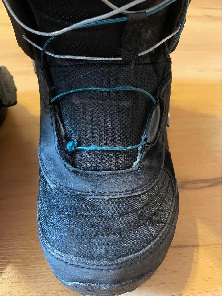 Womens K2 Snowboard Boots Size 7 - photo 3