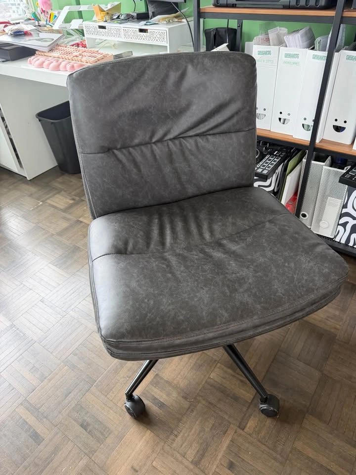 Grey Faux Leather Cross Legged Office Chair - photo 5