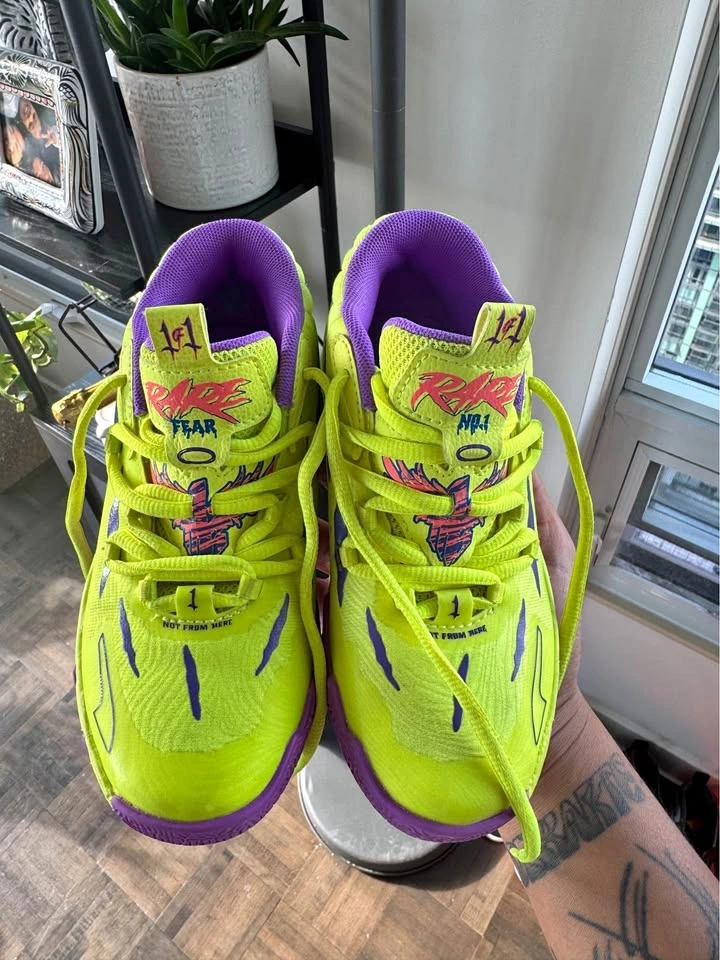 12C Puma Lamelo Basketball Shoes