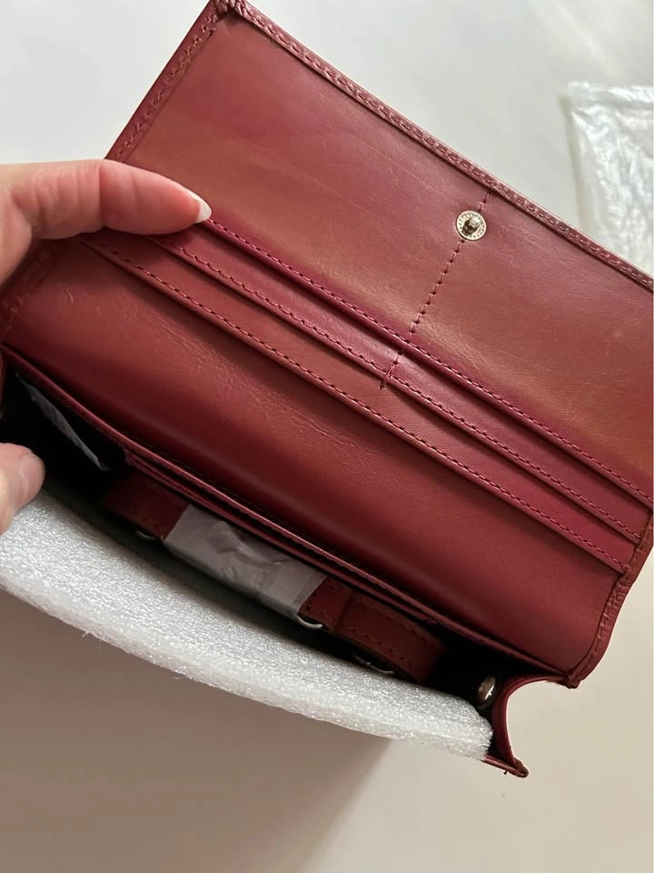 Brand New w/Tag Women’s Genuine Leather Purse/Wallet in Plum - photo 4