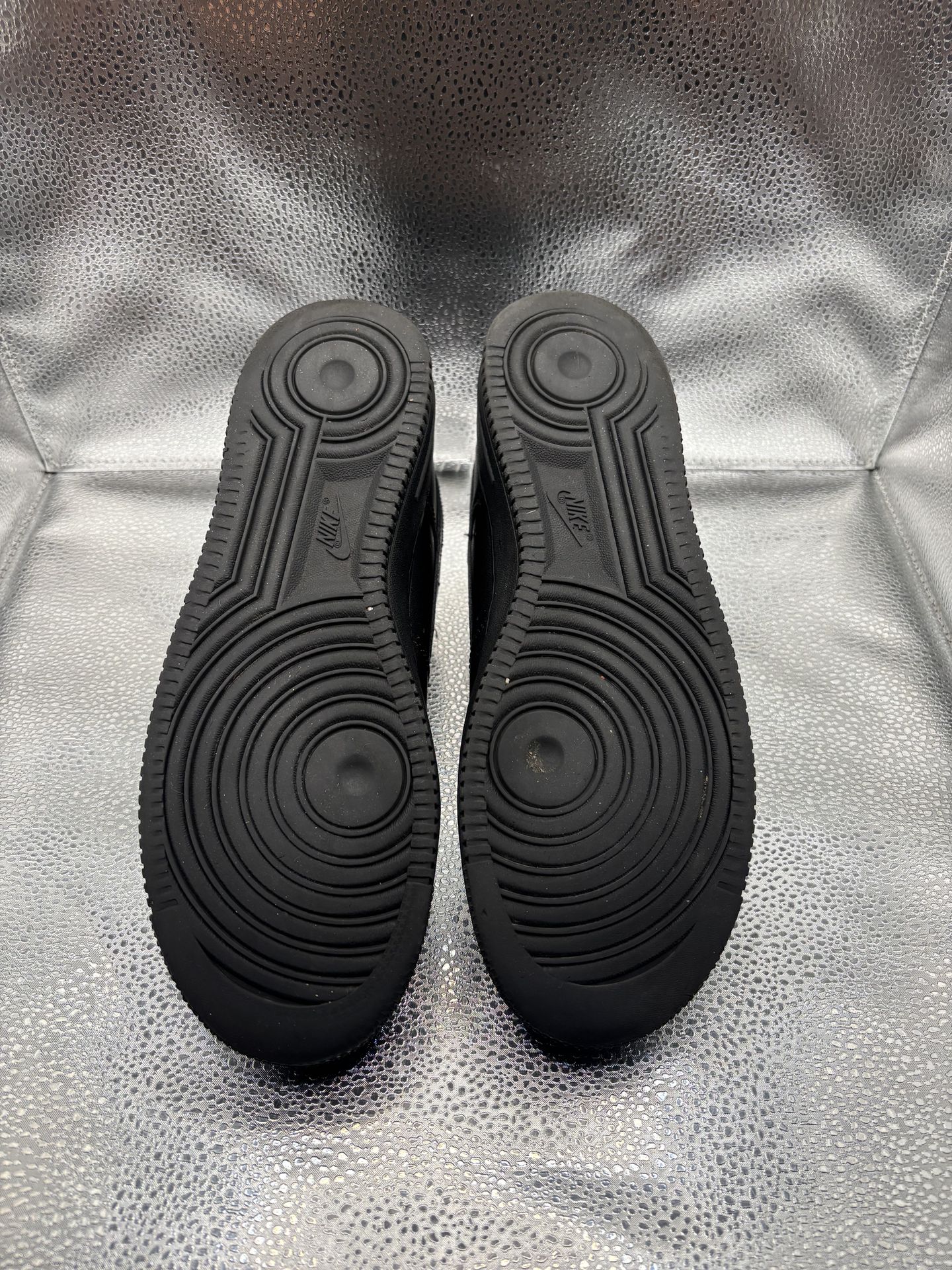 Air Force 1 Low Supreme Black - photo 3