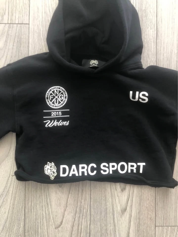 Womans Darc Sport Wolves Cropped Hoodie - Size Small - photo 2