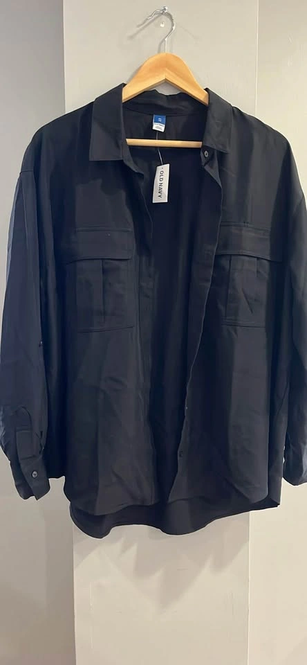 Reitmans Green Dress M & Old Navy Black Shirt S NWT - photo 3