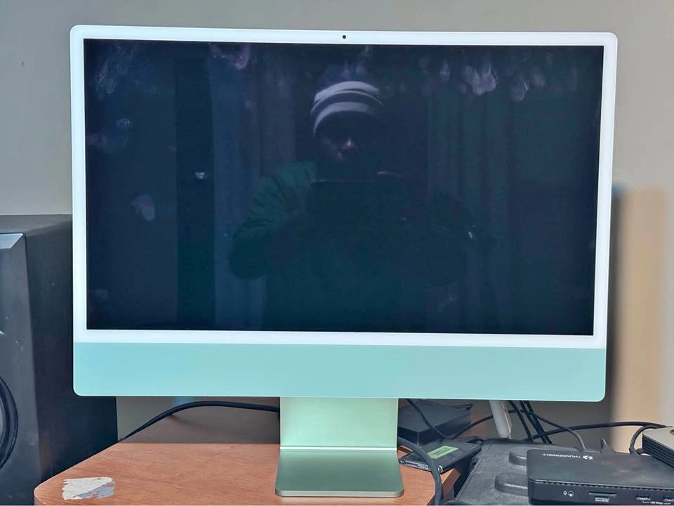 Apple iMac 24" M1 Chip, 16GB RAM, 1TB SSD