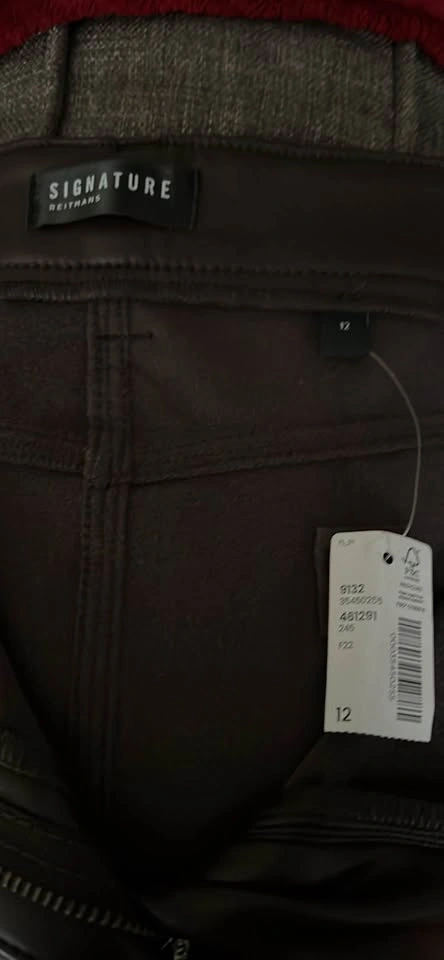 Signature Reitmans Faux Leather Pants Size 12 - photo 2