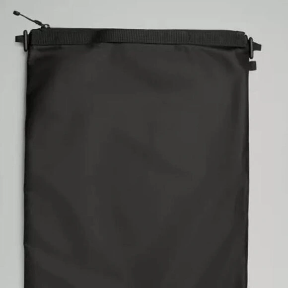 NWT LULULEMON Travel Laundry Bag 12L - photo 3