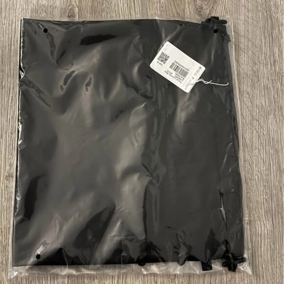 NWT LULULEMON Travel Laundry Bag 12L - photo 4