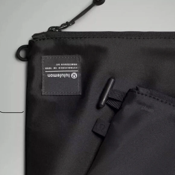 NWT LULULEMON Travel Laundry Bag 12L - photo 5