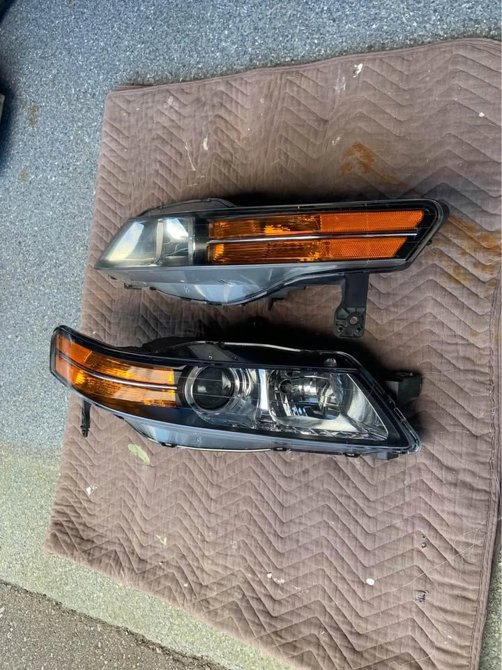 Acura TL Headlights - photo 3