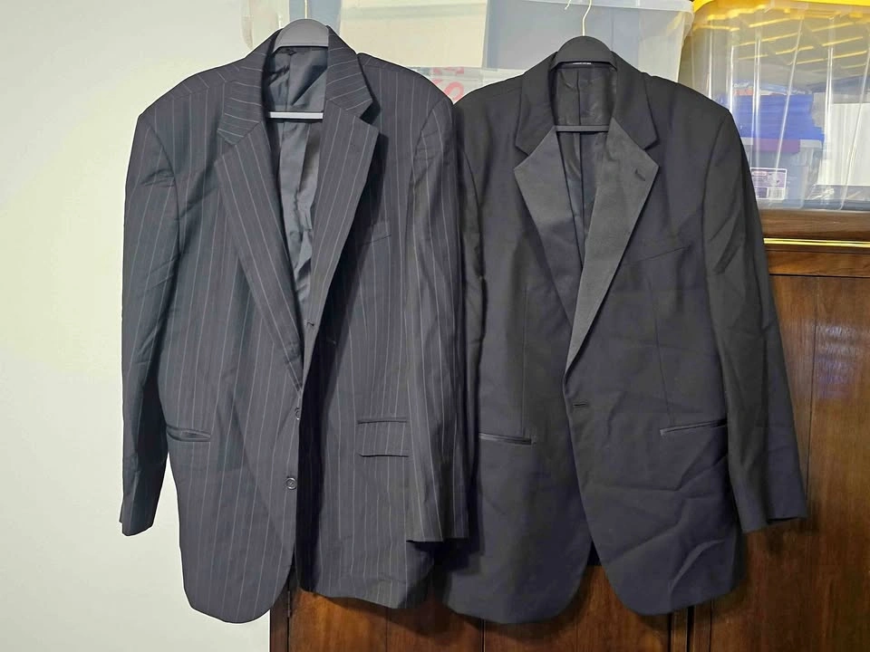 Men’s Suit Jackets Size 48 / Large – Jack Robbins & Giorgio Biss