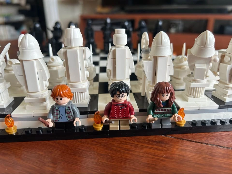 Harry Potter Lego - Hogwarts Wizard’s Chess - 76392 - photo 5