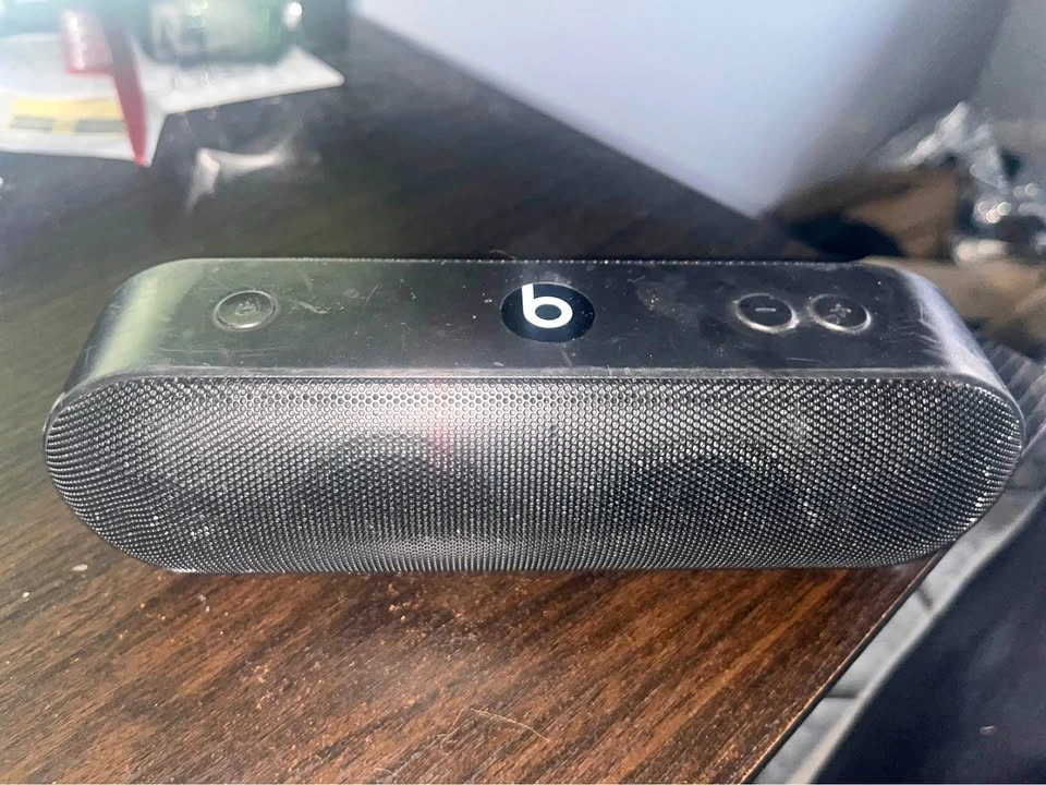 Beats Pill+ Portable Speaker (Beats By Dre)