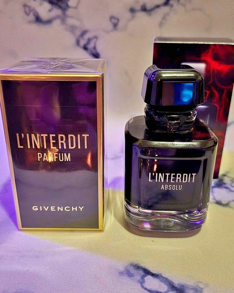 Givenchy Luxury Perfume Set – 50 mL + 80 mL