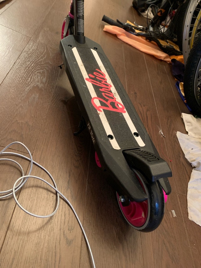 Barbie Electric Scooter - photo 2