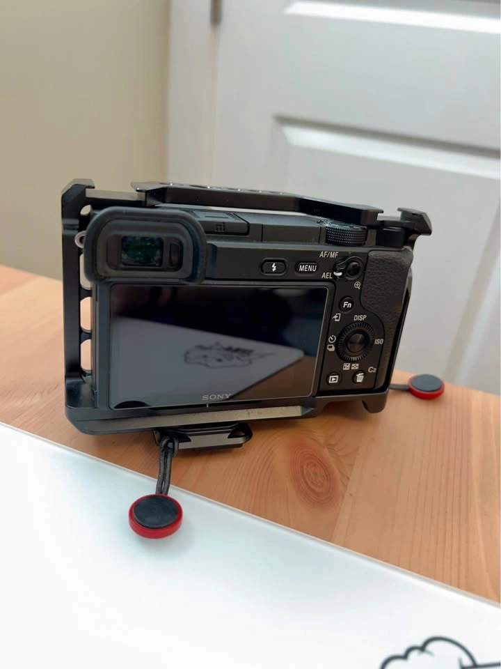 Sony a6400 Mirrorless Camera w/ 16-50mm Lens, Smallrig Cage + Ba - photo 2