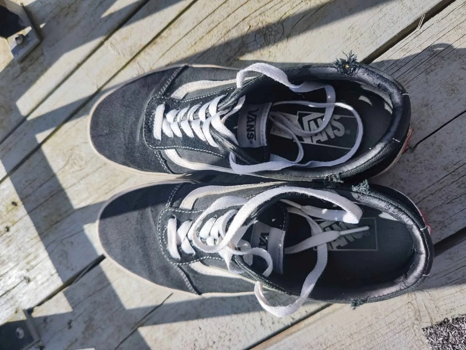 Vans Men Size 8 - photo 3