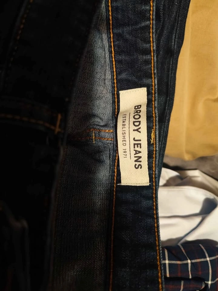 Multiple Jeans - 10 each, 30 for all 4 - photo 2