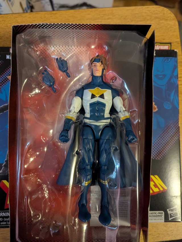 Marvel Legends New Warriors Justice Action Figure - photo 2