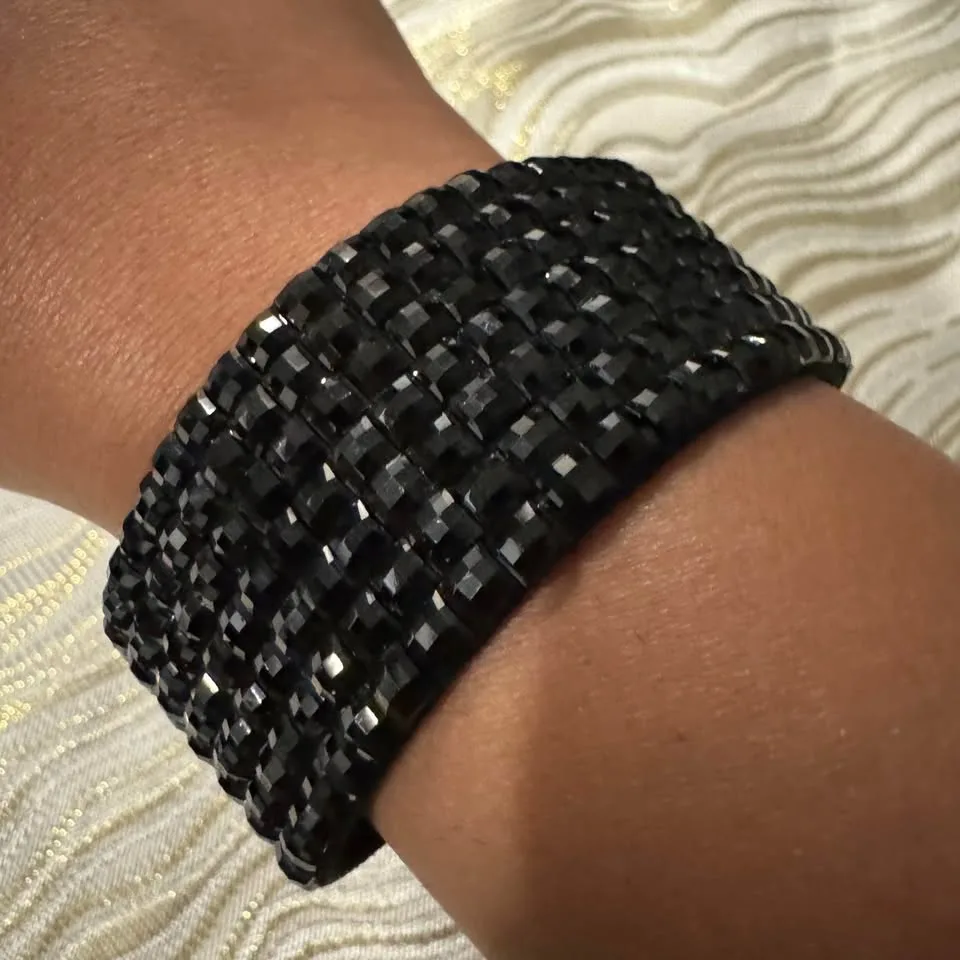 Glittery Black Bracelet image indicator(3)
