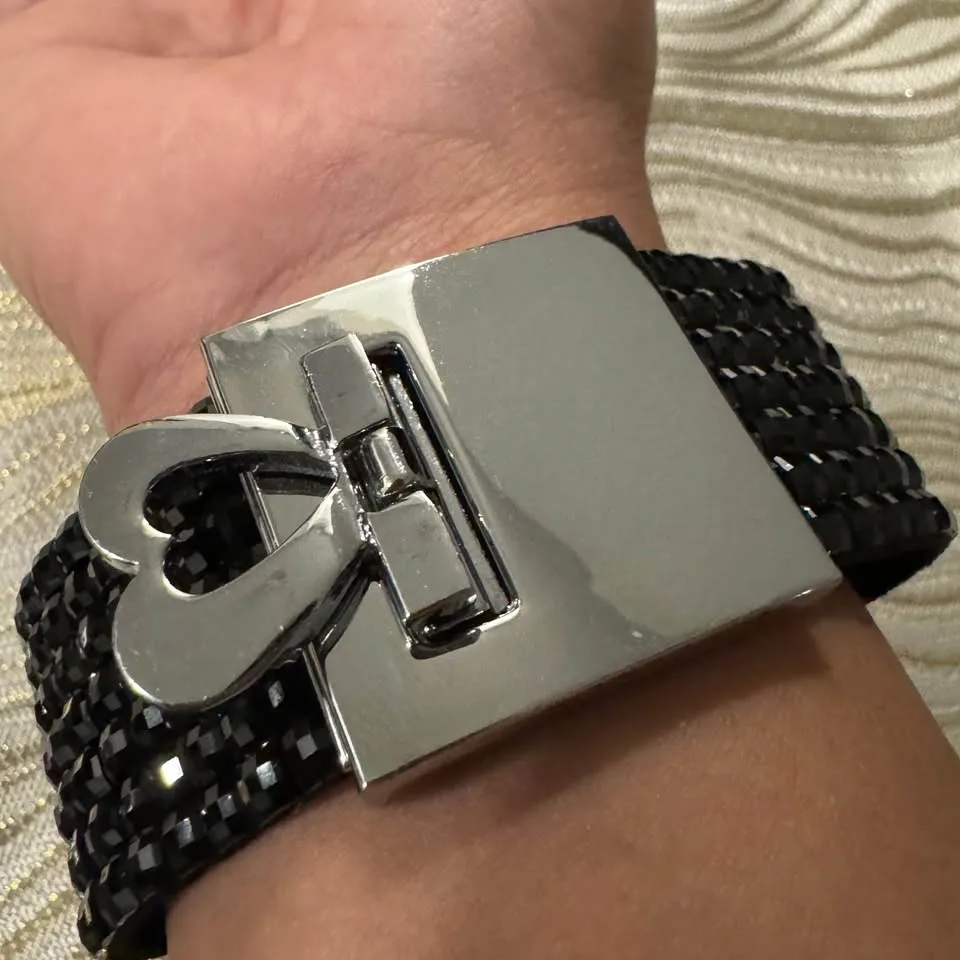 Glittery Black Bracelet image indicator(6)