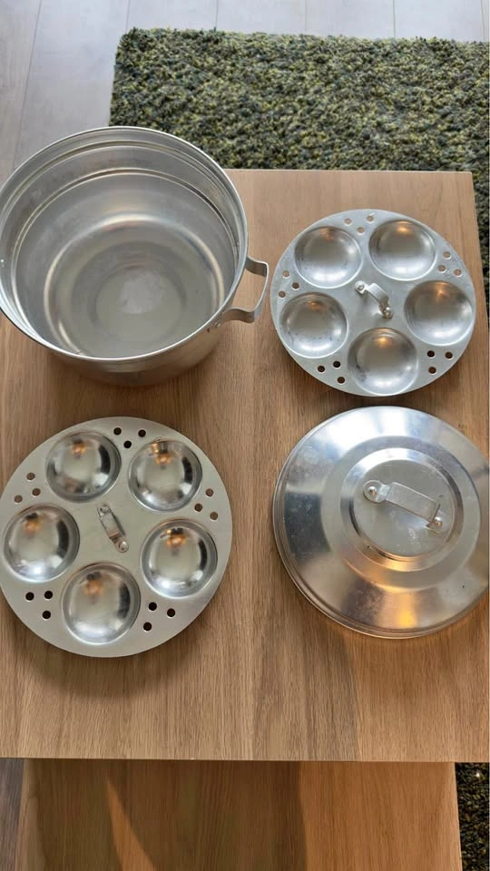 Anodized Aluminum Idly Maker and Idli Steamer (10 Pieces)