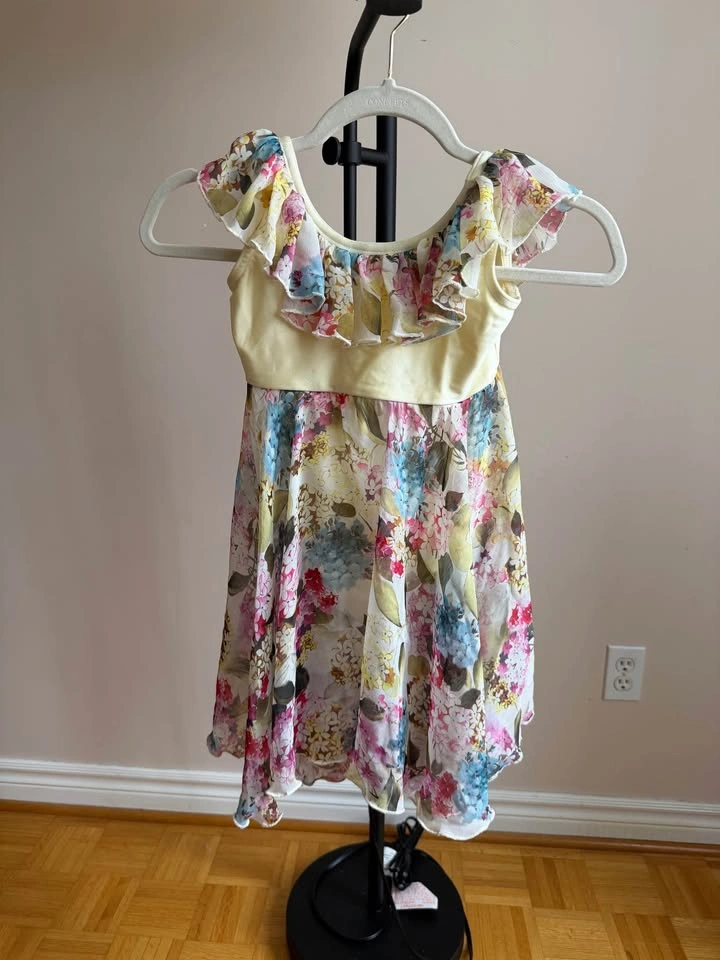 Kids dance costumes (size 10-12 yrs) $25 each - photo 2