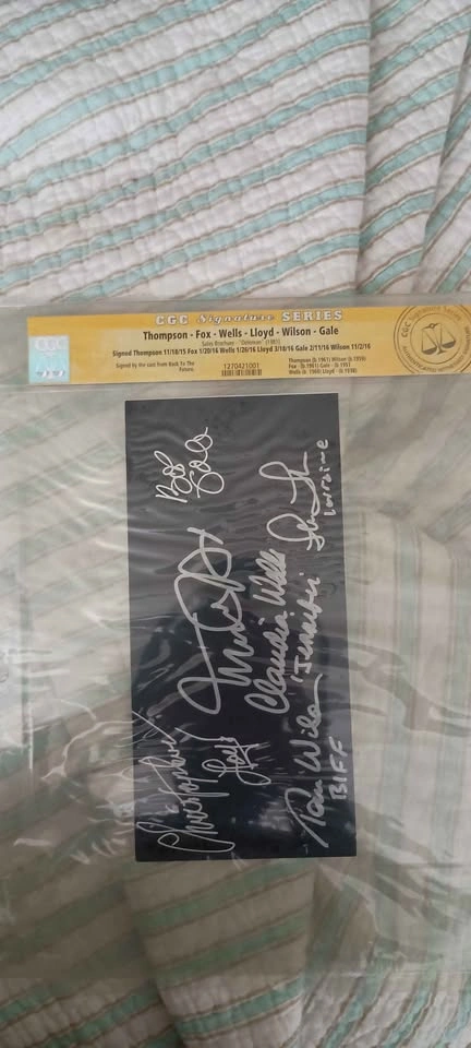 🔥 Back to the Future Cast Signed Display – CGC Signature Series - photo 2